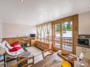 Appartement rénové, ski au pied, en plein centre de Courchevel Moriond - FR-1-563-59